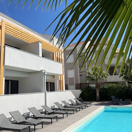 Villa Aquamarine Apartments Novalja Exteriör bild