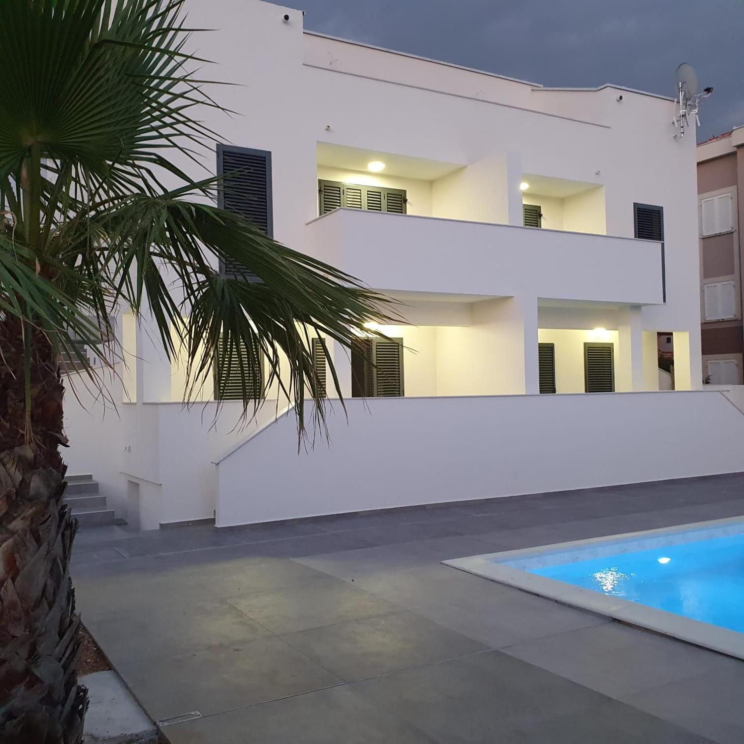 Villa Aquamarine Apartments Novalja Rum bild